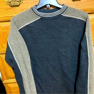 ALF MEN’s XL colorblock sleeve sweater